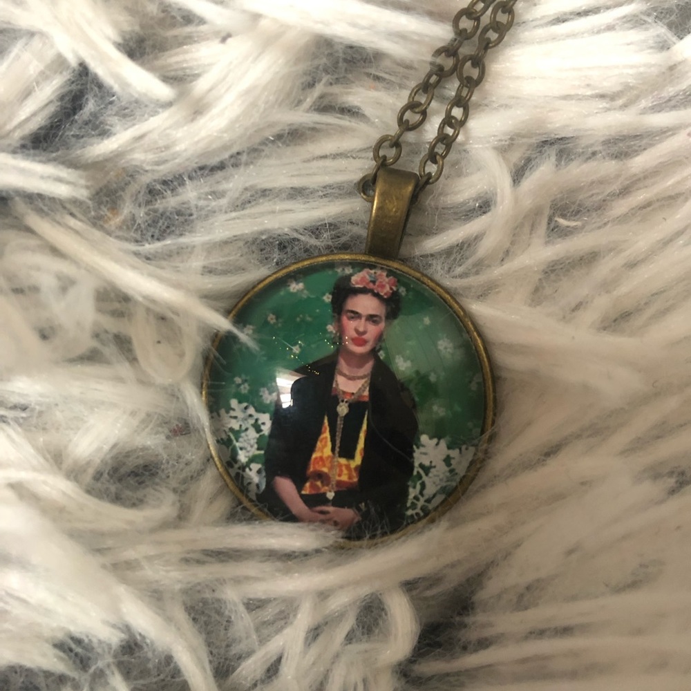 Frida Kahlo Necklace 🌸